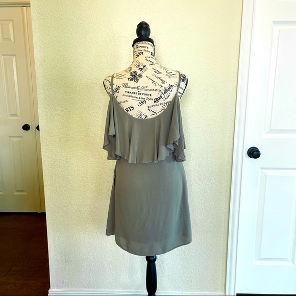 NWT Lulu’s Olive Green Off-the-Shoulder Midi Dress - S - Picture 9 of 13